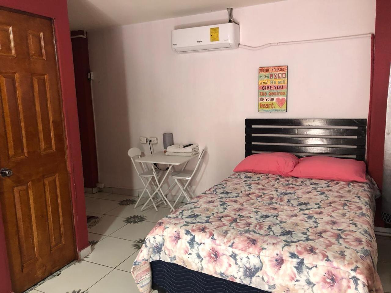 Comfort Home Escalon Сан-Сальвадор Экстерьер фото